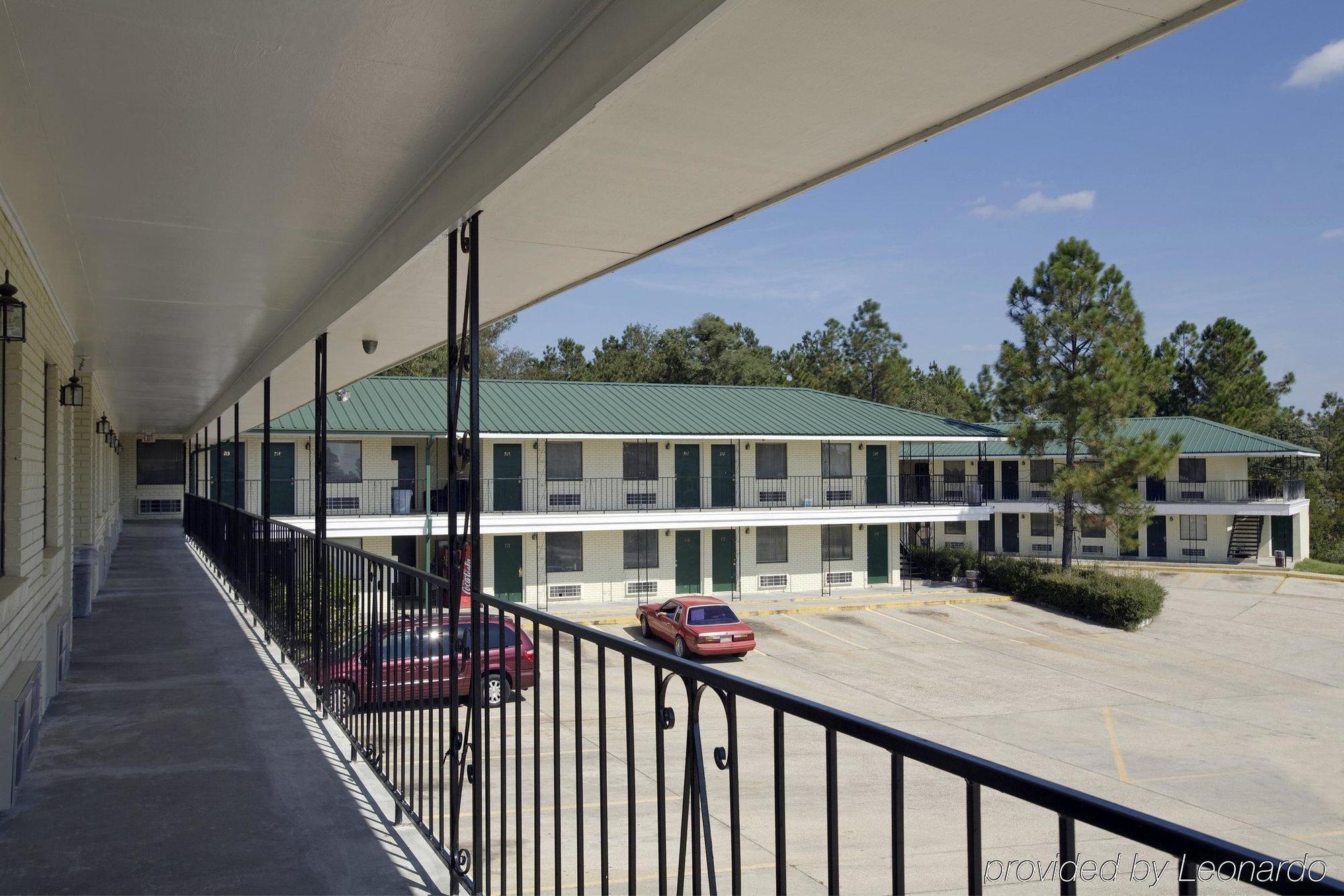 Super 8 By Wyndham Picayune Buitenkant foto