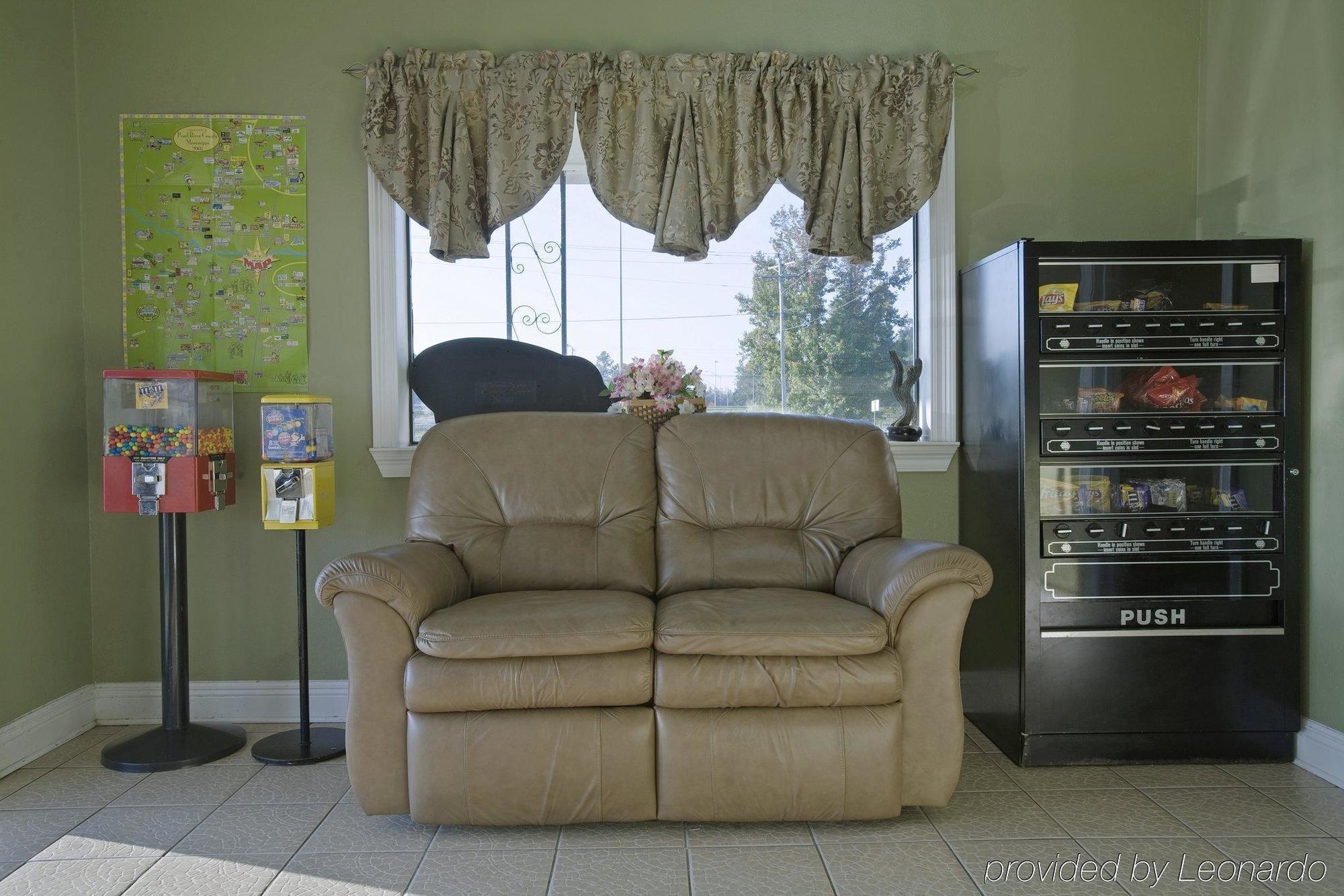 Super 8 By Wyndham Picayune Interieur foto